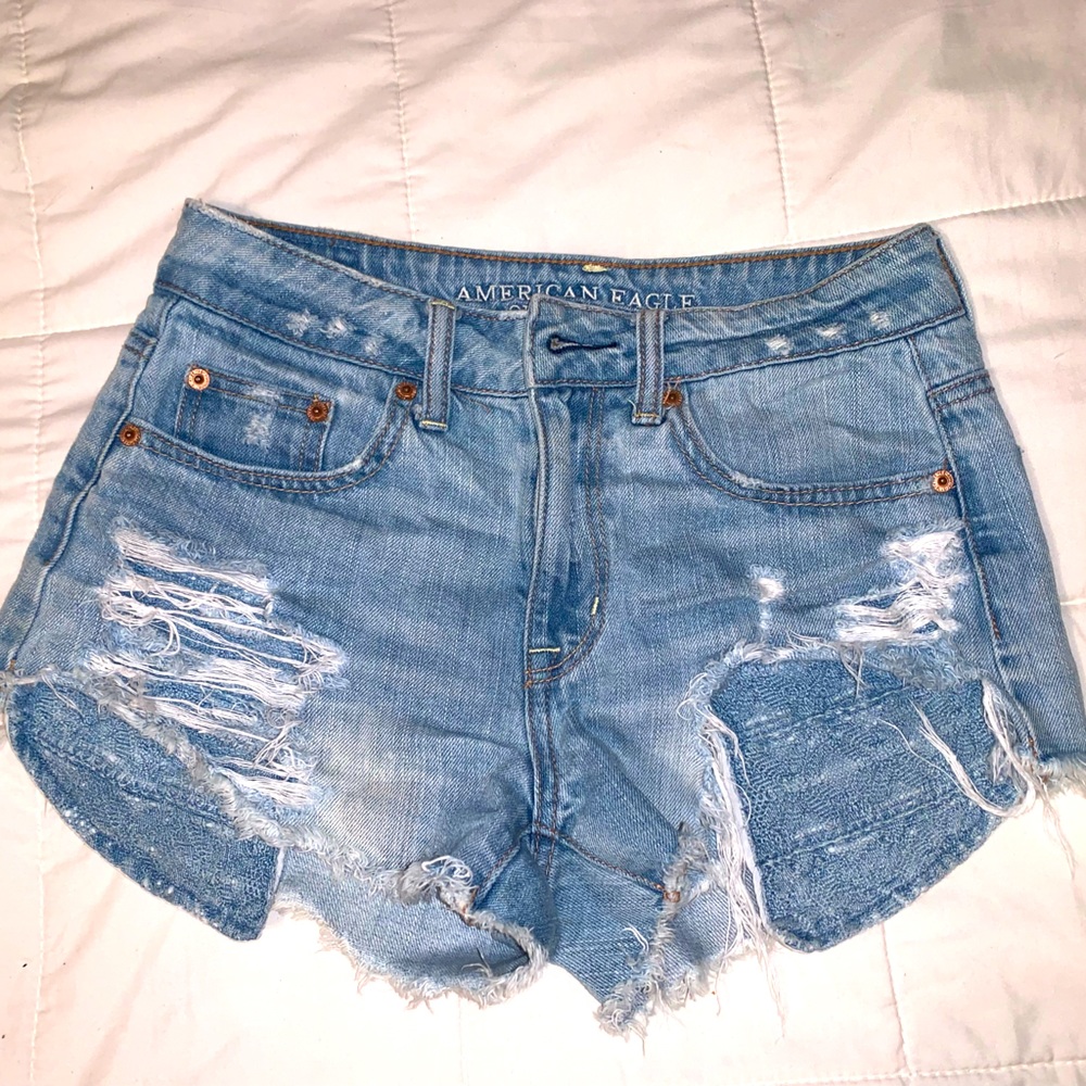 American Eagle Hi-Rise Festival shorts